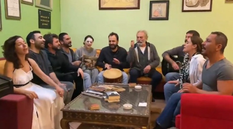 Haluk Bilginer ve ekibi, 'Cübbeli Ahmet'in remixini seslendirdi: 