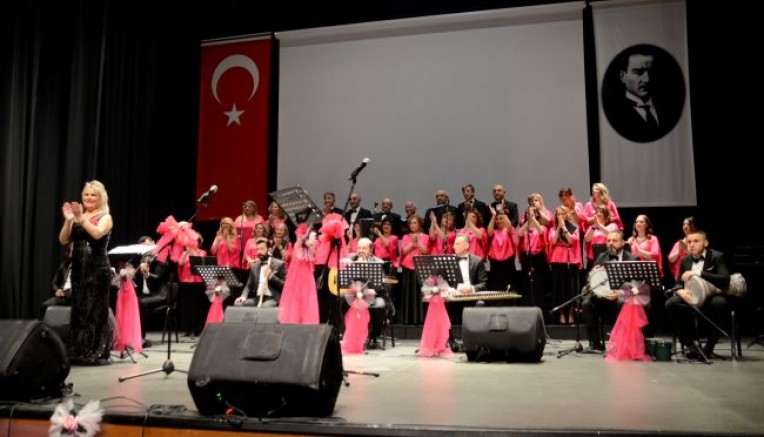 MMO Bursa Şubesi Türk Sanat Müziği Korosu’ndan Muhteşem Konser