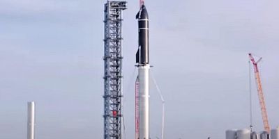 Elon Musk: Starship'i yörüngeye fırlatacak rampanın inşaatı başladı