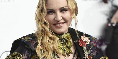 Instagram, Madonna'nın fotoğraflarını kaldırdı: 