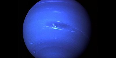 Neptün'ün sıcaklığındaki beklenmedik ve çarpıcı değişimler bilim insanlarını şaşırttı