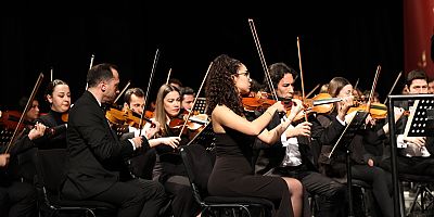 Nilüfer Oda Orkestrası 20. yaşını konserle kutladı 