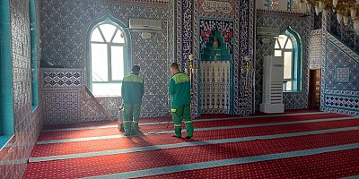 Osmangazi Belediyesi camilerde temizlik çalışması başlattı