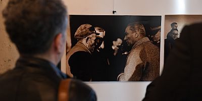 Atatürk ve Cumhuriyet fotoğrafları sergisi açıldı