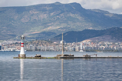 İzmir kıyılarında 'tsunami' alarmı! Tehlike analizine 'modelleme' kalkanı